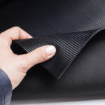 Gummimatten Meterware SBR Gummi Bodenbelag Feinriefen Schwarz Stärke: 3mm 100 cm Gummiplatte